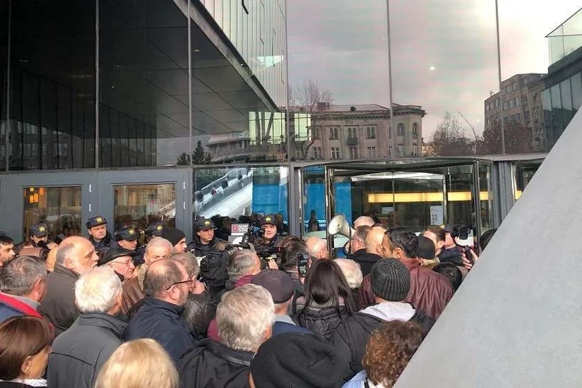 В Тбилиси прошла акция протеста против продажи сельхозугодий иностранцам