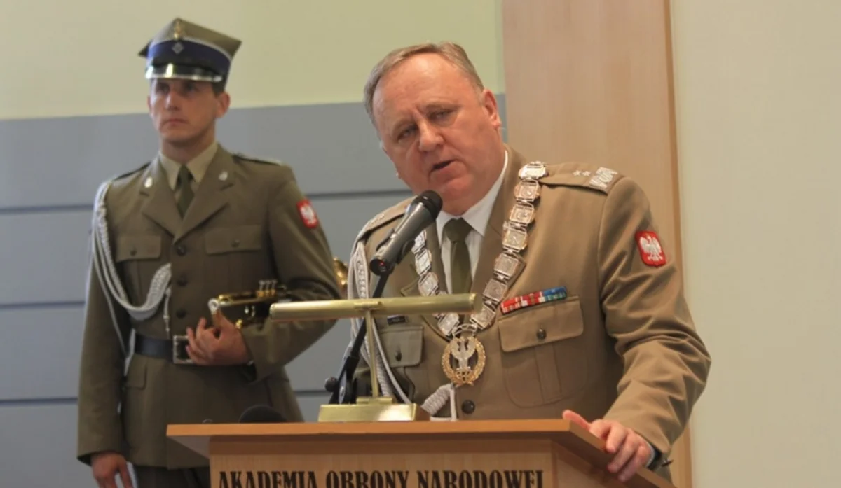 ​СМИ: Польша планирует направить военных инструкторов в Украину
