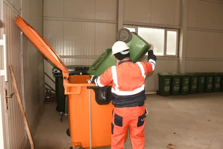 Bakının daha 9 rayonunda bərk məişət tullantıları yığılaraq çeşidlənib