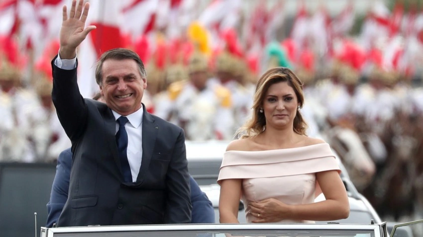 Jair Bolsonaru Braziliya prezidenti səlahiyyətlərinin icrasına başlayıb