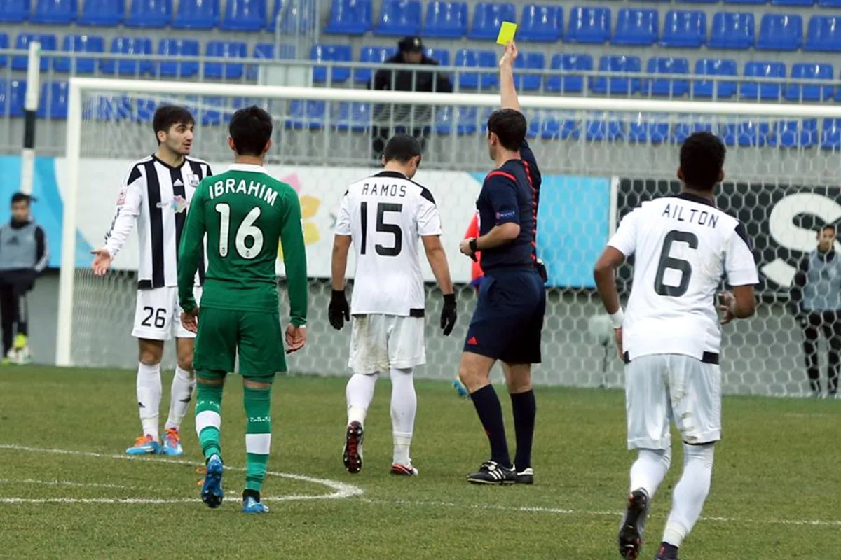 ​AFFA Neftçi və Rəvan klublarını cəzalandırıb