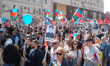 Азербайджанцы приняли участие в акции Бессмертный полк в Москве - ФОТО