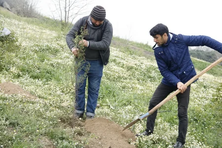 Банк Республика провел социальную акцию в поселке Гузанлы