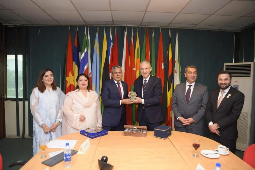 President of COP29 visits COMSATS headquarters in Pakistan