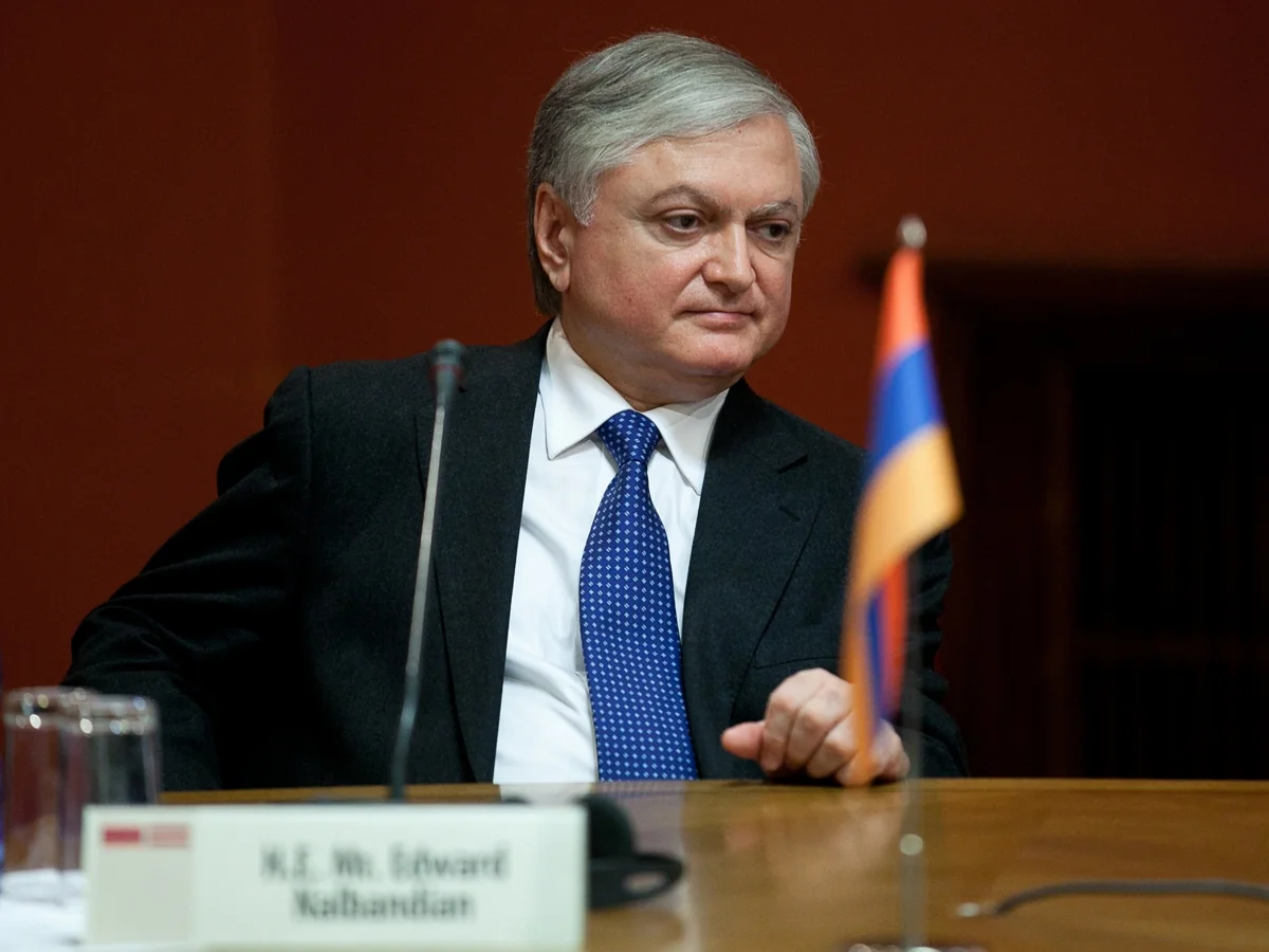 Глава МИД Армении посетит Берлин