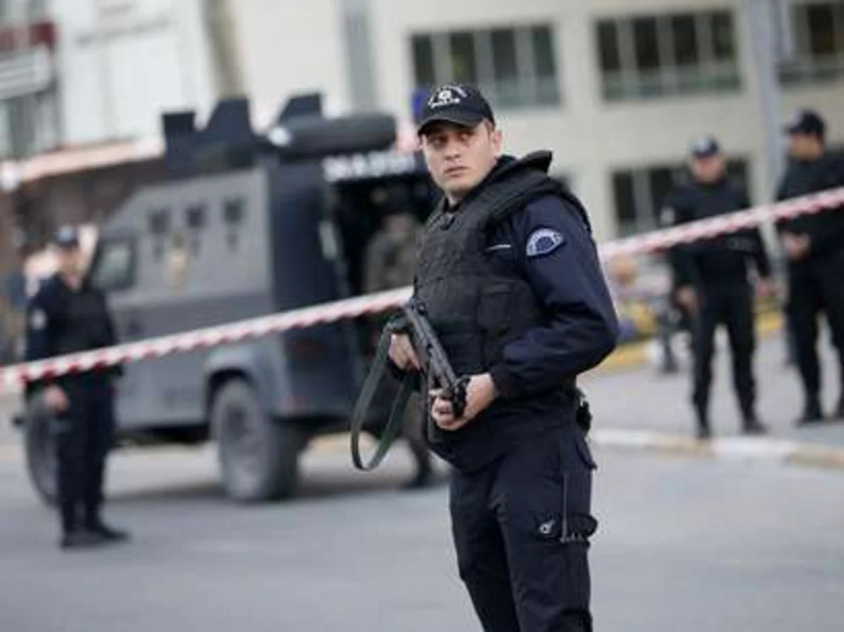 ABŞ-ın Türkiyədəki səfirliyini atəşə tutmaqda şübhəli bilinən iki nəfər saxlanılıb