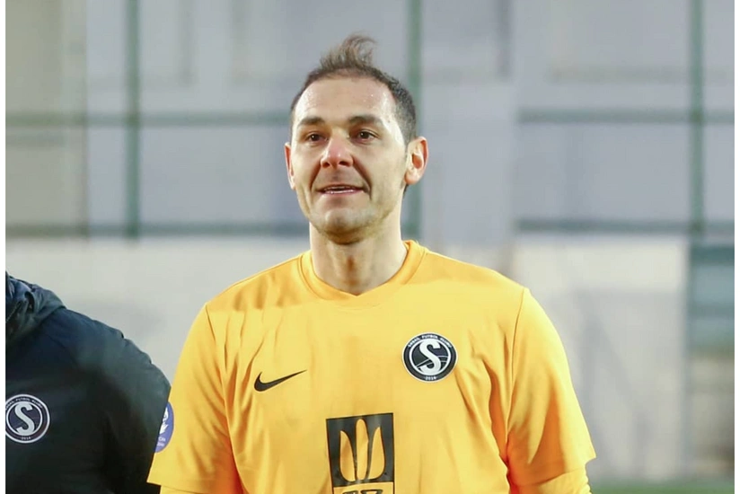Kamran Ağayev qaşından xəsarət alıb