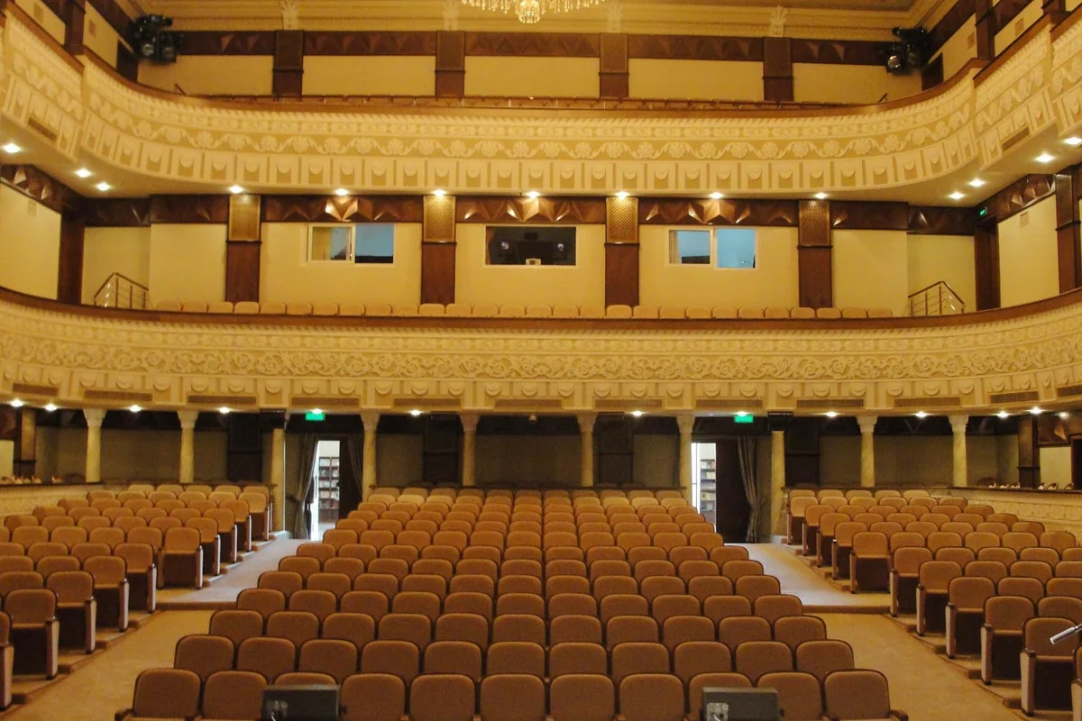 Akademik Milli Dram Teatrı “Ölülər” tamaşası ilə beynəlxalq festivalda çıxış edəcək