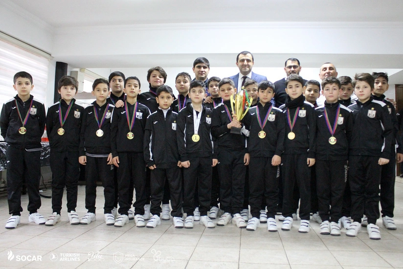 Президент Нефтчи поздравил победителей турнира