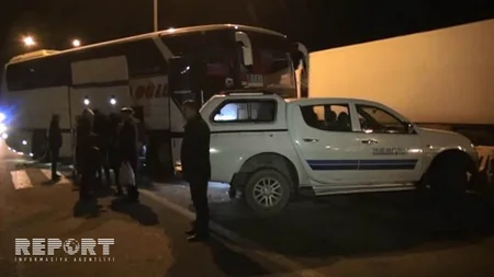 Kürdəmirdə Azərsuya məxsus avtomobil avtobusla toqquşub - FOTO - VİDEO - ƏLAVƏ OLUNUB