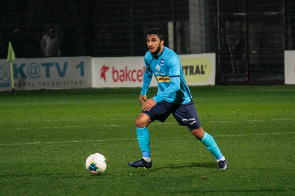 Azərbaycan millisinin bir futbolçusu İsveçlə oyunun 23-lüyündən kənarda qalıb