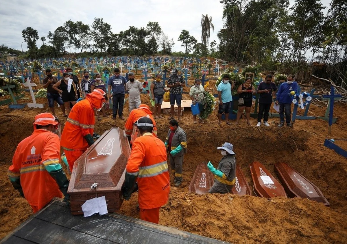 Braziliyada bir gündə 1 349 nəfər pandemiyanın qurbanı oldu
