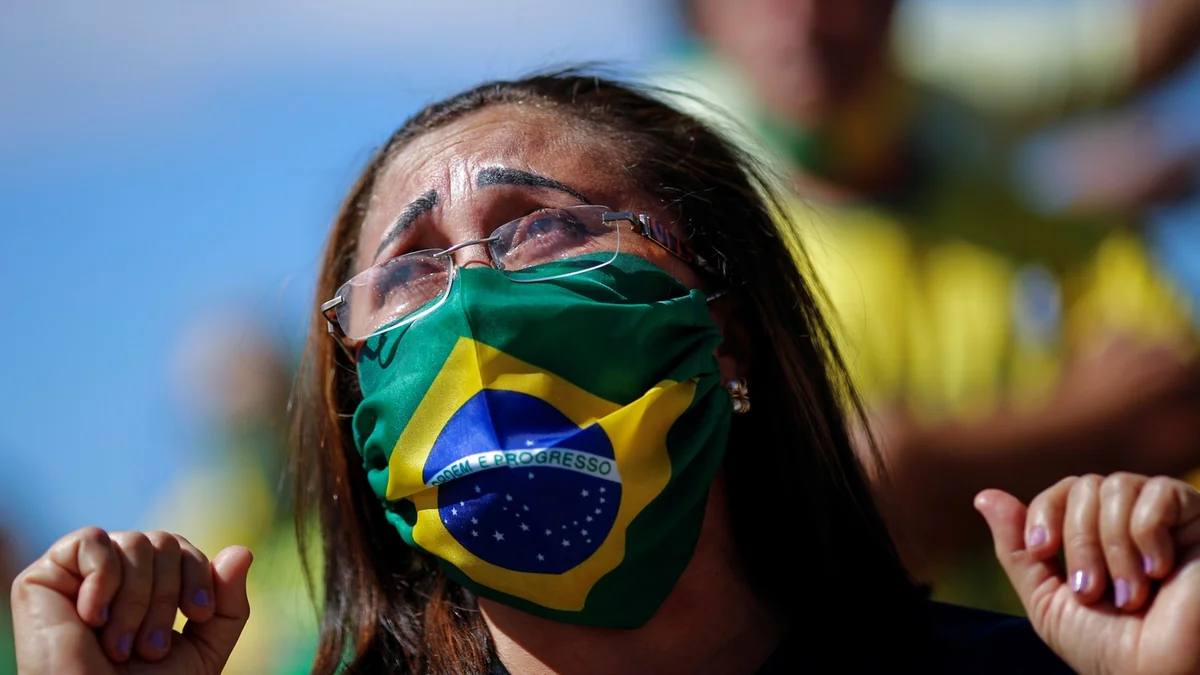 Braziliyada koronavirusa yoluxanların sayı 3,3 milyonu ötdü