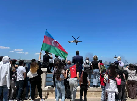 Hərbi pilotlarımız TEKNOFEST-Azərbaycanda ilk uçuşlarını icra edib