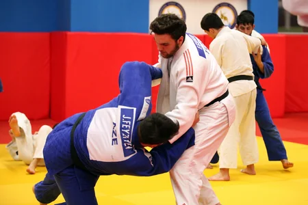 Bakıda 5 ölkənin cüdoçuları təlim-məşq toplanışında iştirak edir