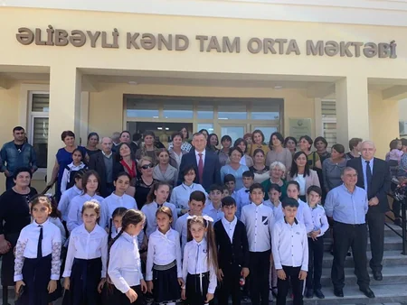 Azərbaycanda gürcüdilli məktəb üçün yeni bina istifadəyə verilib
