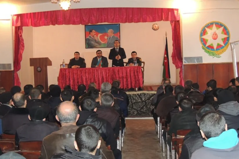 Bakıdakı 1 və 15 saylı cəzaçəkmə müəssisələrində dini mövzuda maarifləndirici tədbirlər keçirilib