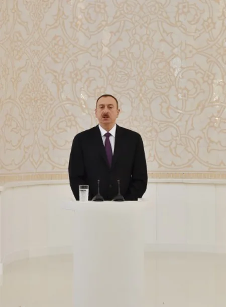 Prezident İlham Əliyev Bakıda Heydər məscidinin açılışında iştirak edib