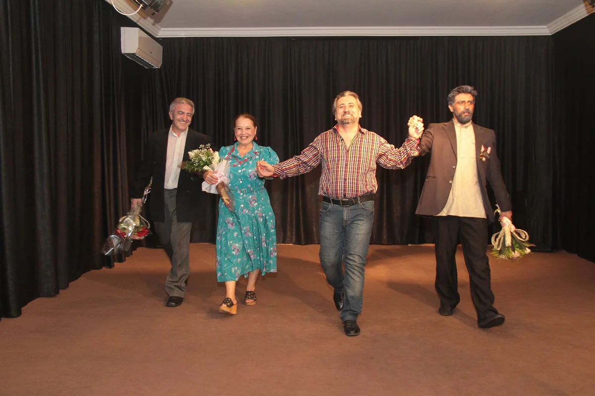 Qaçaq qocalar tamaşası beynəlxalq festivalda nümayiş etdiriləcək