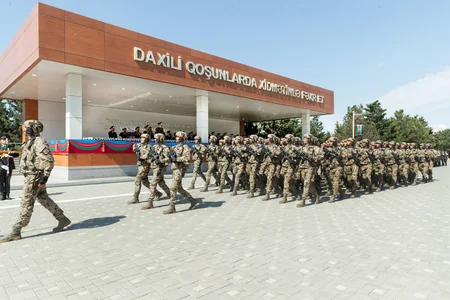 Daxili Qoşunlarının Ali Hərbi Məktəbində növbəti buraxılış olub
