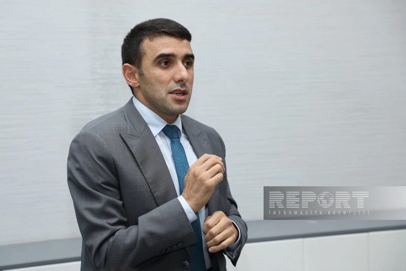 Məktəblərdə nizam-intizam qaydalarını pozan şagirdlər üçün cəza tədbirləri müəyyənləşib - SİYAHI