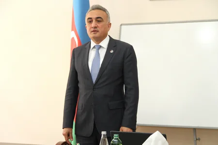 Ədliyyə Akademiyasında vəkilliyə namizədlərin icbari təlimi başlayıb
