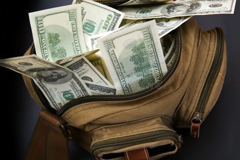 Bakı sakininə qarşı 145 min dollarlıq dələduzluq edilib