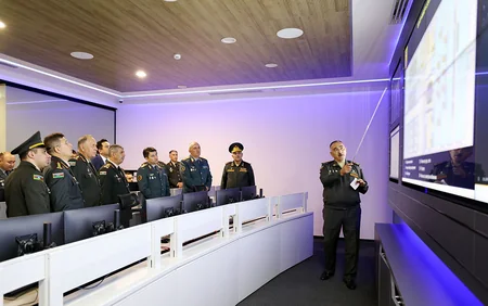 Azerbaijan, Kazakhstan mull prospects for development of military cooperation