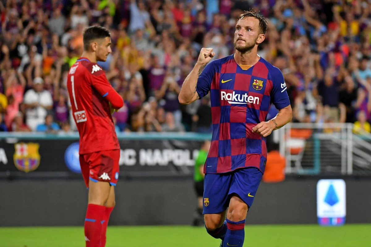 Qalatasaray Barselonanın futbolçusu ilə danışıqlara başladı