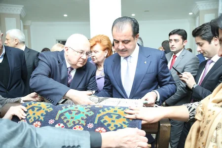 Gəncədə “Nizami və dünya ədəbiyyatı” mövzusunda beynəlxalq elmi-praktik konfrans keçirilib