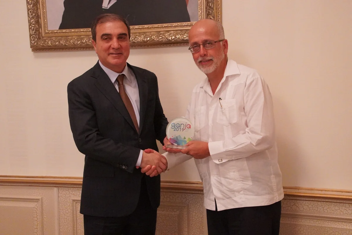 Meksikanın məşhur piano ifaçısı Gəncədə konsert verəcək