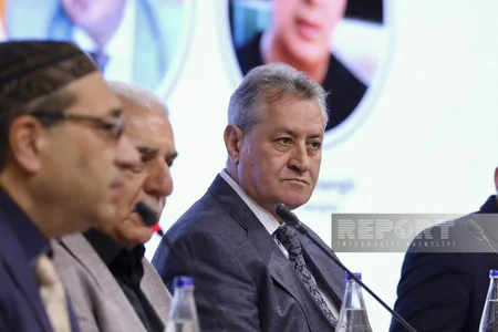 Azərbaycan dili və Ədəbiyyatı Forumunun ikinci günü başlayıb