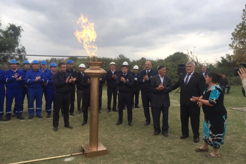 Sabirabad rayonunun bir kəndinə qaz verilib