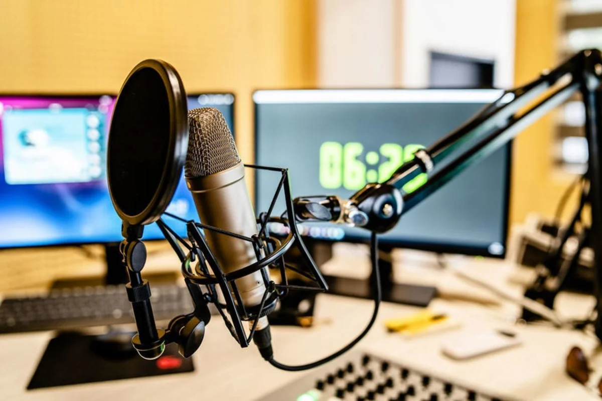 MTRŞ: Azərbaycanda radio proqramlarının FM yayımı lazımi səviyyədə deyil