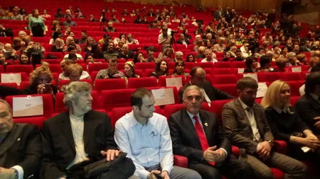Xalq artisti Özbəkistandan qayıdıb