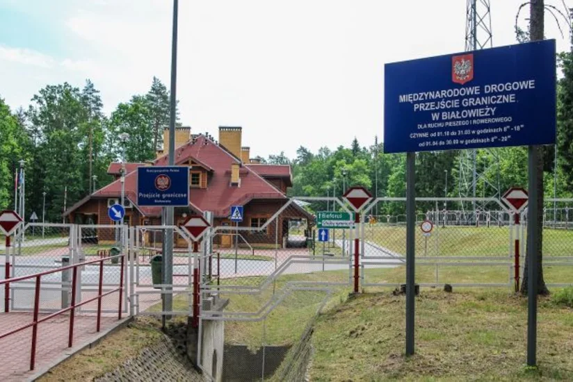 В Польше назвали дату окончания строительства стены на границе с Беларусью