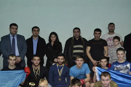 Azərbaycan diasporu Lvovda idman sarayı istifadəyə verib
