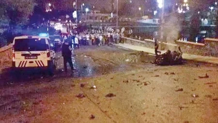 ​İstanbulda polis şöbəsinə basqın edən iki terrorçu zərərsizləşdirilib, bir polis həlak olub - YENİLƏNİB