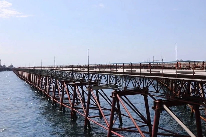 “Neft Daşları”nda 630 metr uzunluğunda estakada təmir edilib