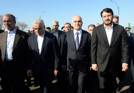 Azərbaycan-İran sərhədində avtomobil körpüsünün və modul tipli buraxılış məntəqəsinin açılışı olub