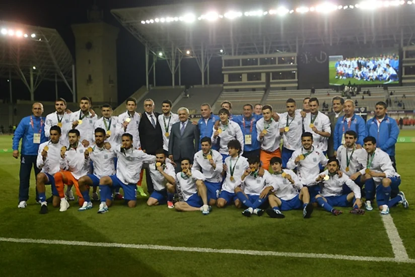 İslamiada: Futbol yarışında ilk 3 yeri tutanlar mükafatlandırılıblar