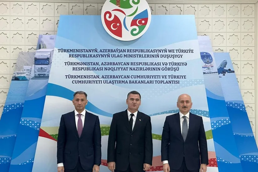 Состоялась встреча министров транспорта Туркменистана, Азербайджана и Турции