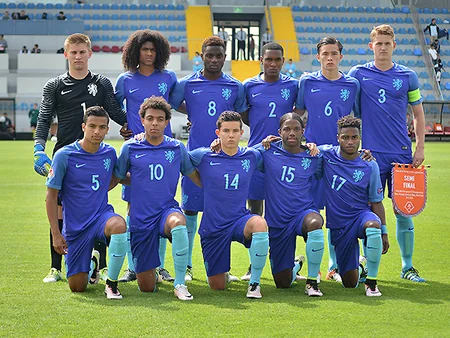 Bakıdakı ​Avropa çempionatının ilk finalçısı müəyyənləşib