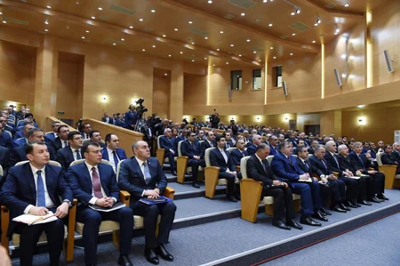 Prezident İlham Əliyevin sədrliyi ilə Yevlaxda qeyri-neft ixracatçılarının respublika müşavirəsi keçirilib - YENİLƏNİB-2