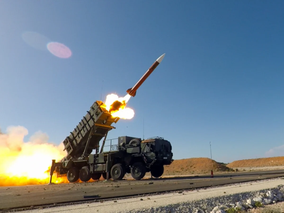 NATO hava və raket əleyhinə müdafiənin gücləndirilməsini nəzərdən keçirir