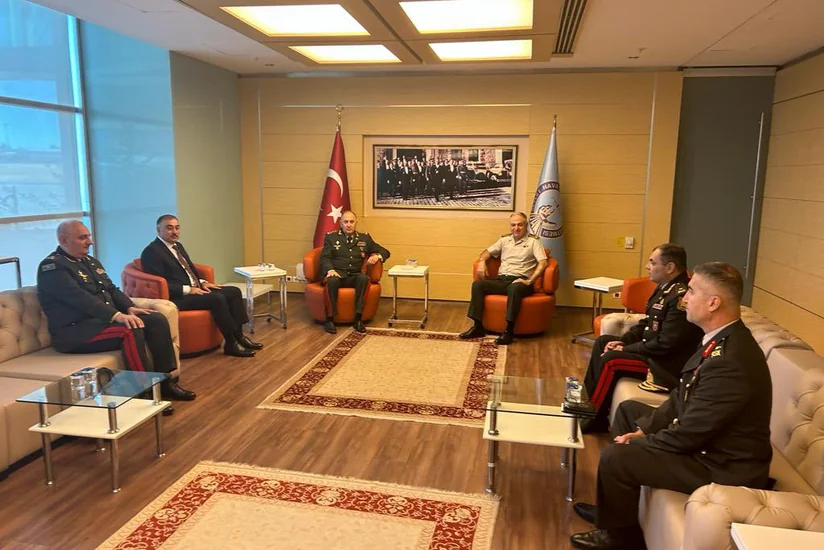 Azərbaycanın Baş Qərargah rəisi hərbi əməkdaşlıq məsələlərini müzakirə etmək üçün Türkiyəyə gedib