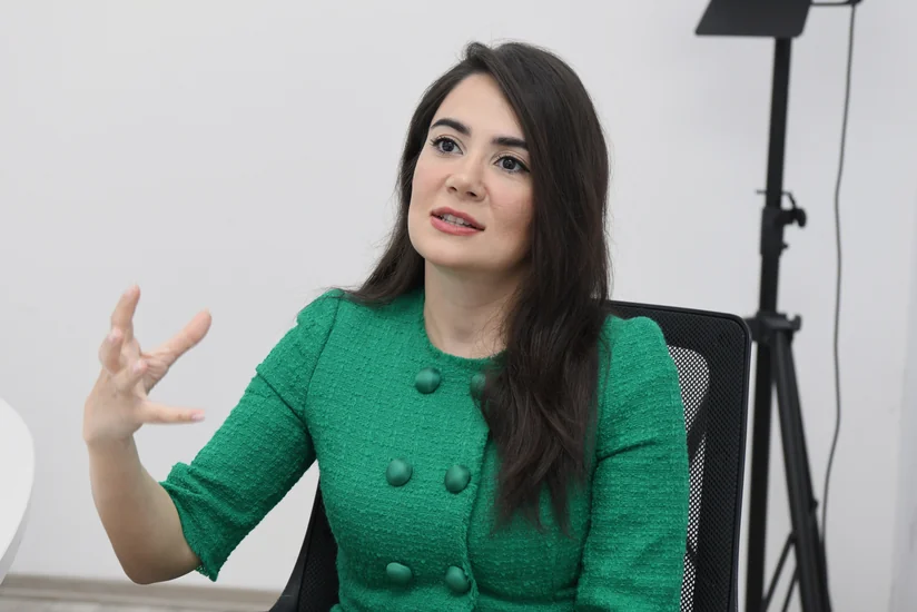 Zümrüd Əlizadə: “Rəqəmsal platformalar istifadəçilərin məxfi məlumatlarının qorunması ilə bağlı ciddi problemlər yaradır”