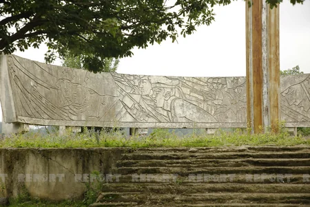Gürcüstanda azərbaycanlıların xatirəsinə etinasızlıq: Memorial abidə baxımsızlıqdan dağılıb