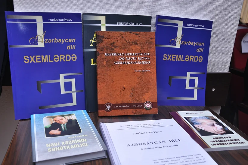 Azərbaycan və polyak dillərində nəşr olunan “Azərbaycan dili“ dərsliyinin təqdimatı olub