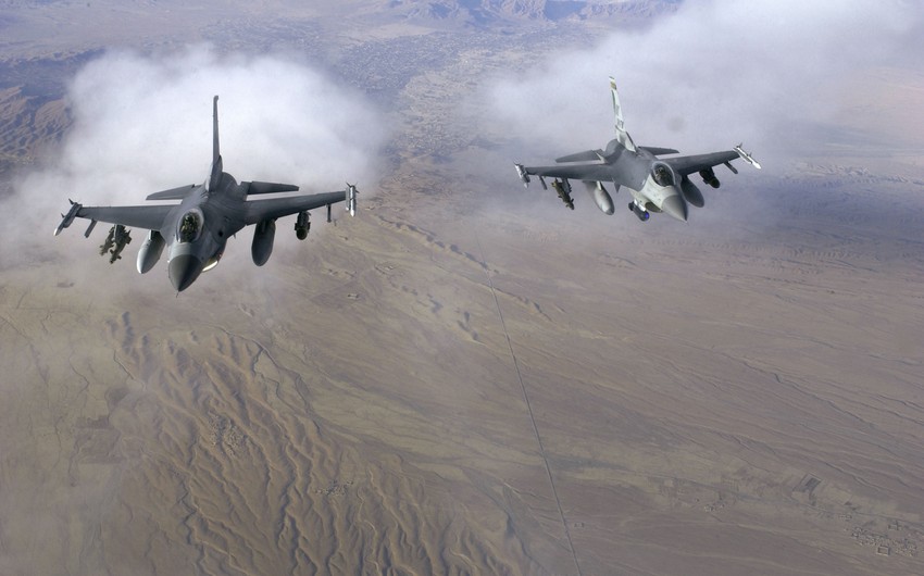 US fighter jets strike Iran-linked sites in Syria in retaliation for attacks on US troops
